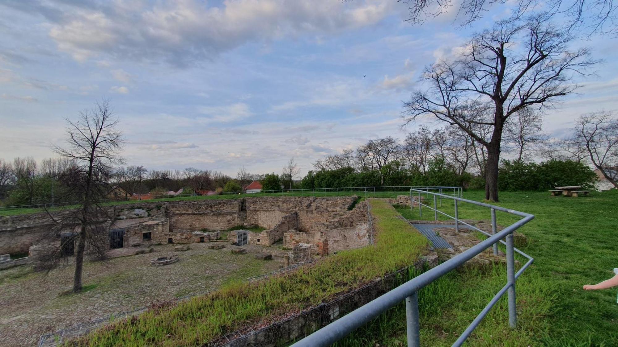 Ferienwohnungen An Der Schlossruine Herbsleben Esterno foto